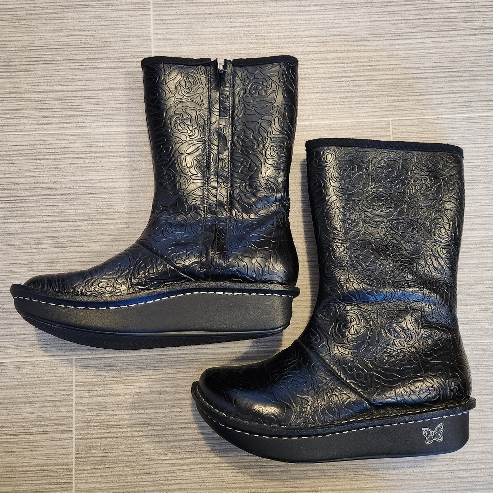 Alegria Vale Rose Embossed Shearling Leather Boots Shoes Women's 8.5